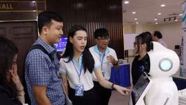 Học Bác mỗi ngày: Hoàn thiện thể chế để đất nước phát triển nhanh, bền vững