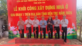 Bến Tre quyết tâm xóa hơn 1.000 nhà tạm, nhà dột nát trong giai đoạn I
