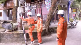 Tết của những người thợ điện vùng cao