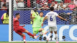 Lăn cùng trái bóng Trionda ngày 24/6: Ronaldo phá kỷ lục World Cup, Colombia và Ghana chiếm lợi thế