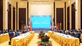 Lào và Campuchia tăng cường quan hệ hợp tác