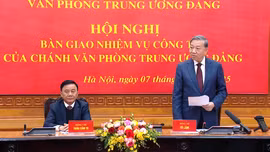 Hội nghị bàn giao nhiệm vụ công tác của Chánh Văn phòng Trung ương Đảng