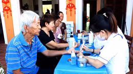 Nâng cao nhận thức, chủ động chăm sóc sức khỏe toàn dân