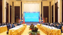 Lào và Campuchia tăng cường quan hệ hợp tác