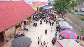 Sôi nổi 'Ngày hội Biên phòng toàn dân' trên Cao nguyên đá Đồng Văn