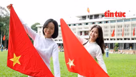 Tuổi trẻ TP Hồ Chí Minh hoà nhịp tình yêu nước trong ngày ‘Tết độc lập’ 2/9