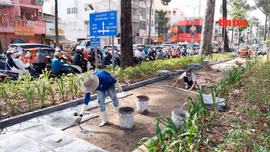 Vỉa hè ở TP Hồ Chí Minh 'khoác áo mới'