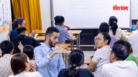  Lan tỏa yêu thương từ những lớp học ngoại ngữ miễn phí 