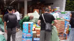 TP. Hồ Chí Minh hỗ trợ tỉnh Khánh Hòa 105 tấn hàng hóa, nhu yếu phẩm