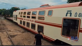 Đoàn tàu du lịch 'Hà Nội 5 Cửa Ô' chính thức đón khách