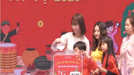 Tết sẻ chia giáo dục về lòng nhân ái cho học sinh