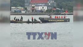 Dông lốc tại Cô Tô khiến 2 mẹ con tử vong