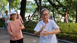 Việt Nam có thể trở thành nước có dân số “siêu già” vào năm 2049