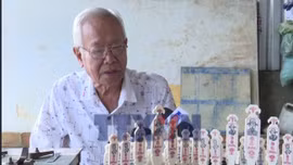 Giữ lại ký ức Tết xưa bằng nghề làm xăm hường truyền thống