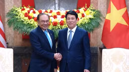 Chủ tịch nước Lương Cường tiếp Thủ tướng Anwar Ibrahim