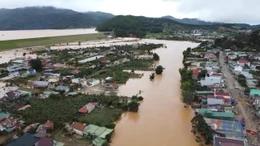 'Thị trấn cổ' D’ran tan hoang sau lũ