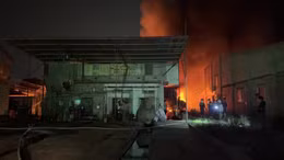 Cháy lớn thiêu rụi 1 căn nhà tại thành phố Phú Mỹ