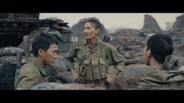 'Mưa đỏ' lập nhiều kỷ lục