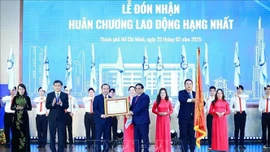 Tiên phong xuất sắc trong đào tạo, nghiên cứu, phát huy bản sắc