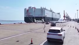 Xe năng lượng mới đắt hàng tại Trung Quốc