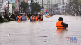 Tổng lực khắc phục hậu quả mưa, lũ đặc biệt lớn ở miền Trung 