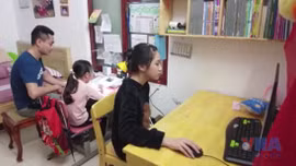 Ép con học quá sức, bố mẹ có thể bị phạt 5-10 triệu đồng