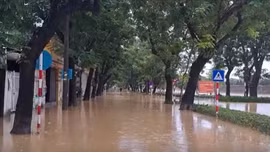 Huế: Lũ trên các sông xuống dần nhưng còn ngập diện rộng 