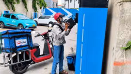 Nhiều tài xế công nghệ chọn hình thức đổi pin thay vì cắm sạc tại nhà