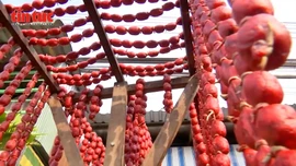 Độc đáo làng nghề làm 'tung lò mò' của người Chăm ở An Giang