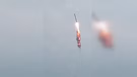 Tên lửa Trung Quốc rơi sau khi phóng và nổ tung