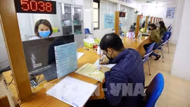 Hà Nội dừng yêu cầu phụ huynh xác nhận cư trú cho con chuyển cấp