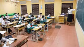 Trên 1.000 giáo viên ở Hà Nội xin thôi việc, chuyển công tác