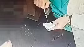 Video lột trần thủ đoạn giả tiêm vaccine COVID-19 của y tá Italy