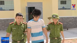 Khởi tố đối tượng cướp giật tài sản trên tàu hỏa