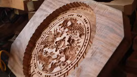 Nghiệp gia truyền theo đuổi nghề làm khuôn bánh Trung thu