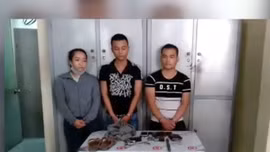 Bắt nhóm đối tượng dùng súng cướp tài sản tại Bách hóa Xanh