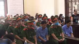 Tiếp tục xét xử vụ gian lận điểm thi THPT Quốc gia tại Hòa Bình