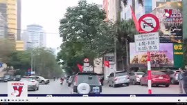 Đồng thuận bỏ biển cấm taxi nội đô