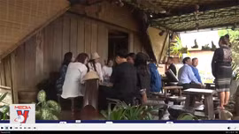 Thưởng thức cà phê Buôn Ma Thuột trong không gian truyền thống