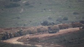 Cận cảnh thiết giáp Thổ Nhĩ Kỳ dồn dập tiến sát biên giới Syria