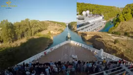 Du thuyền khổng lồ đi qua kênh đào siêu hẹp