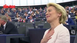 Bà Ursula von der Leyen tái đắc cử Chủ tịch EC, đi vào lịch sử châu Âu