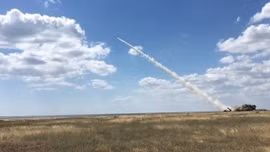Ukraine thử nghiệm tên lửa mới 