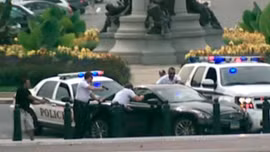 Video rượt đuổi 'xe điên' tại Đồi Capitol