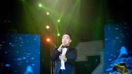 Suýt không được hát vì cảnh sát... dẫn đường sai