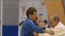 Kremlin nổi giận vì ông Trump cho Nga vào clip chế