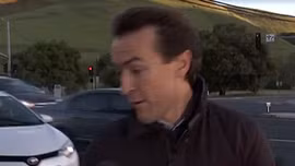 Phóng viên Mỹ thoát chết trên sóng truyền hình trực tiếp