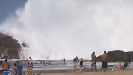 Nước biển dâng cao như sóng thần