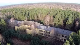 Căn cứ quân sự bỏ hoang của Liên Xô trong rừng Đức