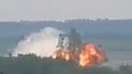 Lộ video máy bay quân sự từ thời Liên Xô phát nổ thành quả cầu lửa